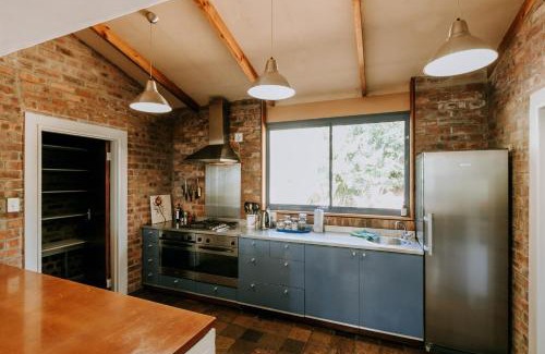 Stellenbosch Casa | little villa in the vineyard