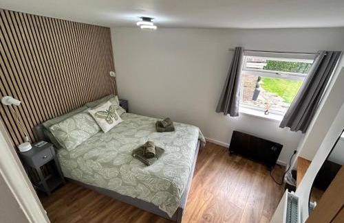 Grange Moor Casa | Little Windy Ridge