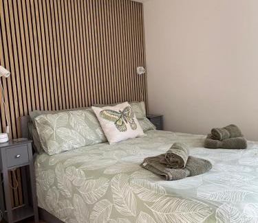 Grange Moor Casa | Little Windy Ridge