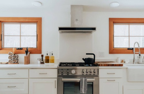 Pine Hill Casa | littleburnthouse in Highmount NY