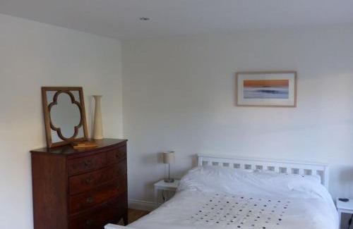 Meare Apartamento | Littlemead - Newly renovated private studio near Glastonbury