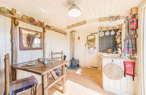 Shipton under Wychwood Casa | Littlestock Shepherds Hut