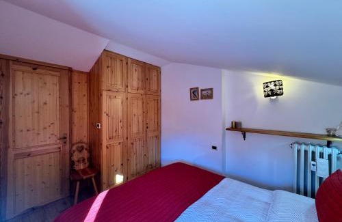 Borgata Sestriere Apartamento | Liuby Home