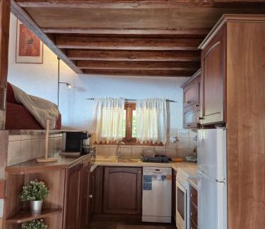 Arachova Casa | Livadi Hideway Chalet by Ski Alure