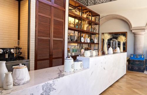 Colonia Azteca Hotel | Live Aqua San Miguel de Allende