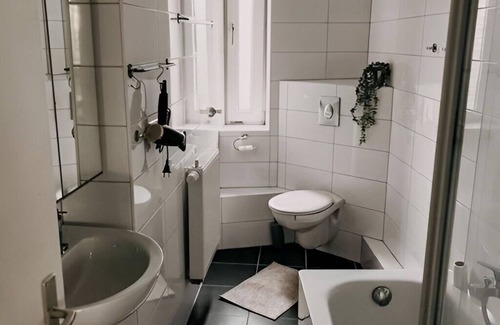 Holsterhausen Apartamento | Live comfortably and centrally in the heart of Essen!HO2R