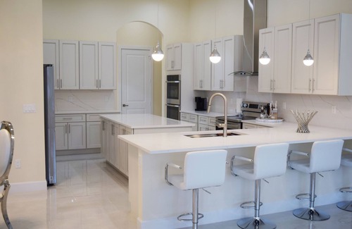 Rural Estates Casa | Live in Luxury in Naples, Brand new home! Peaceful, private and min to Beach.