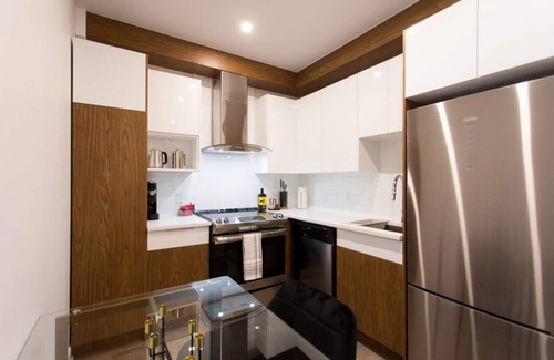 Mile End Apartamento | Live Like a Local in this Superb Loft by Denstays