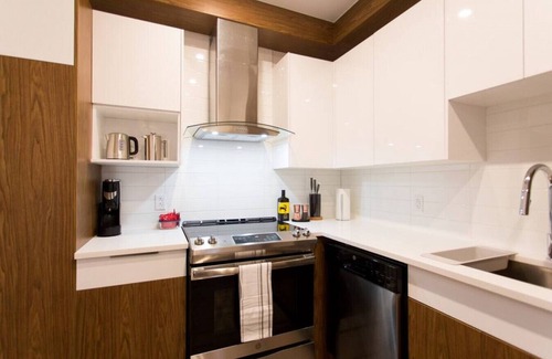 Mile End Apartamento | Live Like a Local in this Superb Loft by Denstays