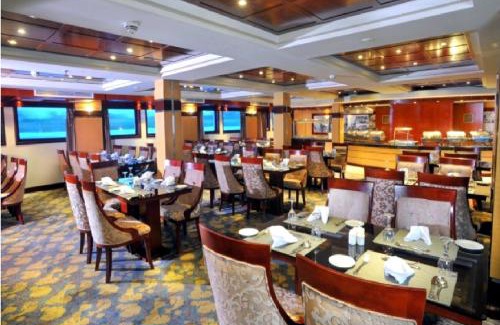 Nile River Luxor Alquiler De Eote | live Nile in style Nile cruise in Luxor and Aswan