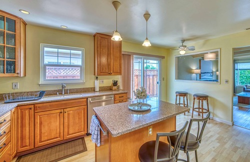 Eastside Santa Cruz Casa | Live Oak Oasis - Santa Cruz Tranquility