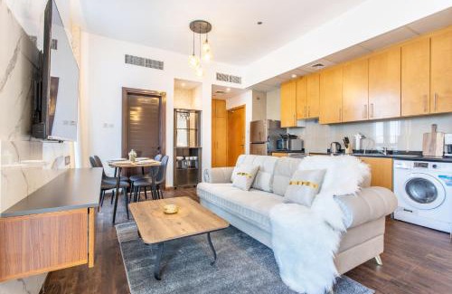 Ras Al Khaimah Apartamento | Live wondering timeless Mangroves of RAK