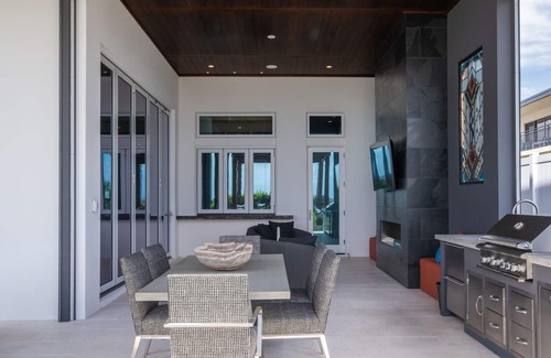 Crescent Beach Casa | LIVE YOUR BEST BEACH LIFE!