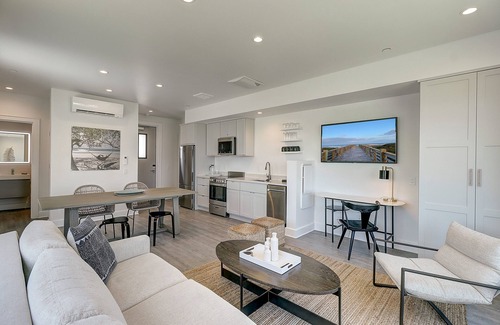 Corpus Christi Condominio | Lively Beach
