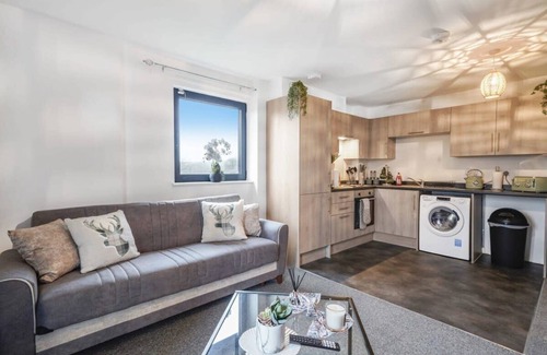 George Green Apartamento | Livestay Stylish 2 Bed 2 Bath Heathrow Apartment