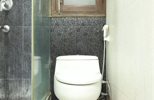 Lajpat Nagar Cama Y Desayuno | Livia Residency