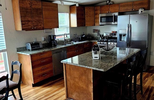 La Veta Casa | Livin' La Veta Loca