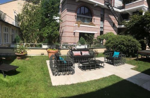 Karlstadt Apartamento | Living am Carlsplatz Apartment