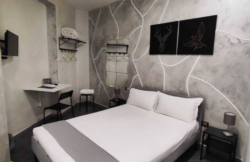 Arzano Cama Y Desayuno | Living bed and breakfast has rooms and suites with hot tubs