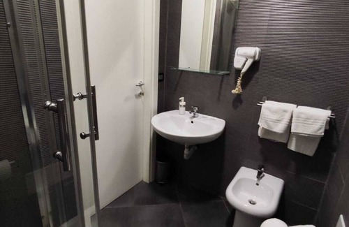 Arzano Cama Y Desayuno | Living bed and breakfast has rooms and suites with hot tubs