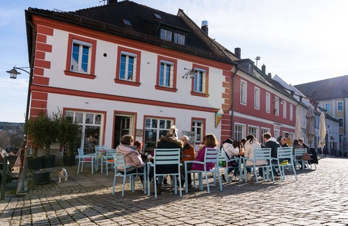 Sulzbach-Rosenberg Apartamento | Living by the Löwenbrunnen