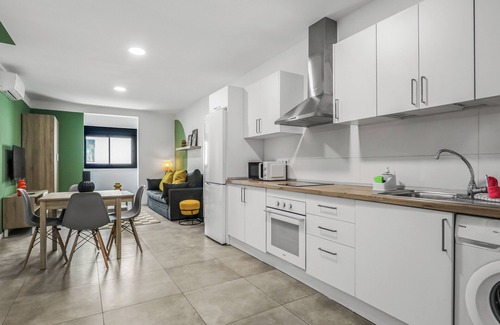 Vecindario Apartamento | Living Central Stay Verol