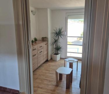 Bjelisi Apartamento | Living Homes - Bar