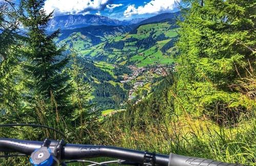 Kleinarl Apartamento | Living Mountain Lodge & Sports - Appartement/fewo, Dusche, WC, 2 Schlafräume