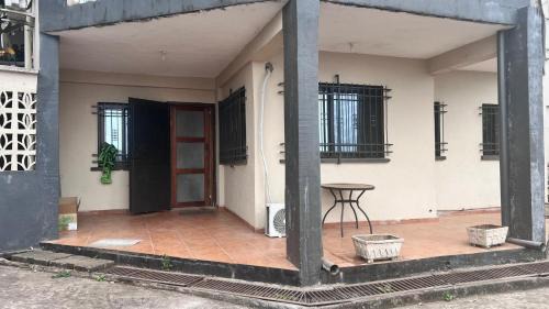 Freetown Apartamento | Living on the Bay