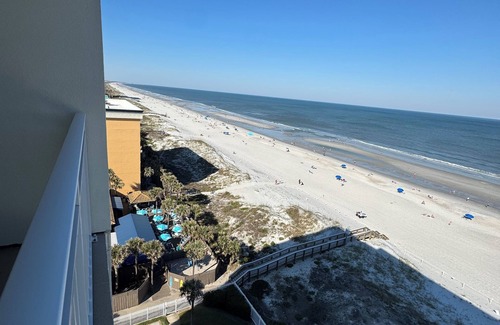 Jacksonville Condominio | New Ocean Life ocean front condo - Read sister condo's reviews VRBO 111494