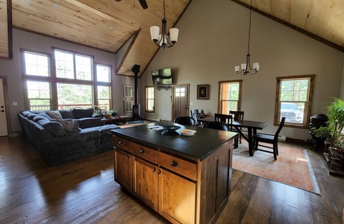 Westcliffe Cabina | Living the simple life. Quaint Westcliffe cabin nestled within Colorado 14ers .