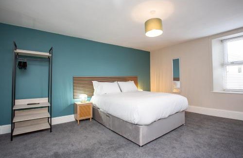 Livingston Apartamento | Livingston Retreat 4bed Home Wi-Fi Parking