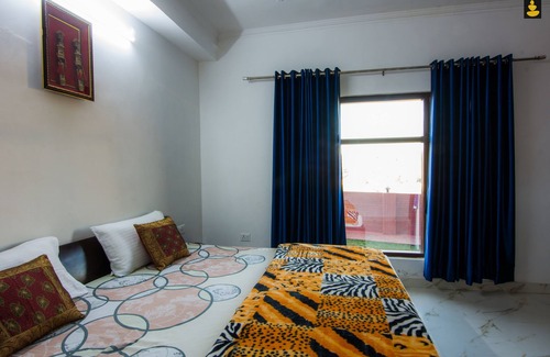 Naukuchiyatal Complejo | LivingStone Lake View Resort Deluxe room