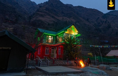 Banjar Complejo | LivingStone Village Stay Tirthan Valley