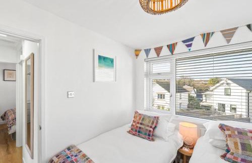 Porth Casa | Liwus