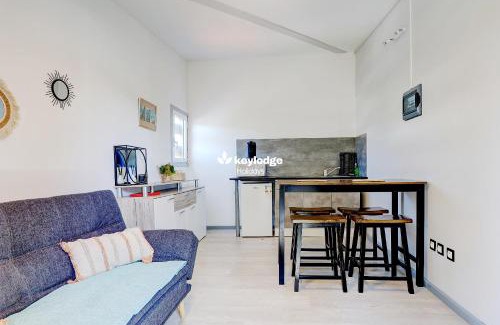 Saint-Pierre De La Reunion Apartamento | Liyann - T2 avec vue sur mer - Terre Sainte