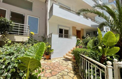Qender Apartamento | Liza Apartment