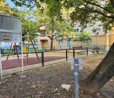 Szekesfehervar Apartamento | LIZO Deluxe apartman