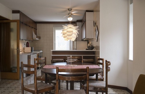 Bezigrad District Casa | Ljubljana C17: five-bedroom house with a garden & parking