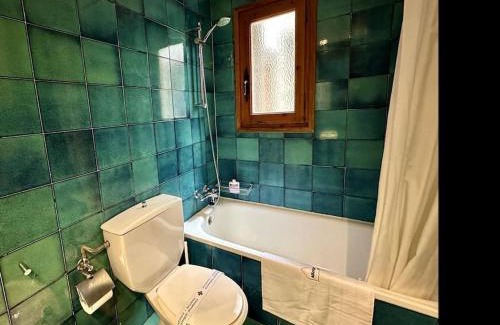 Llivia Apartamento | Llívia, Cerdaña, alojamiento con piscina y pista de tenis