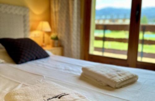 Llivia Apartamento | Llívia, Cerdaña, alojamiento con piscina y pista de tenis