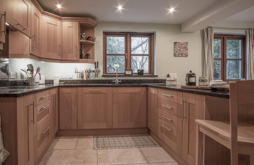 Fishguard Casa | Llais Afon - 3 Bedroom Holiday Home - Fishguard
