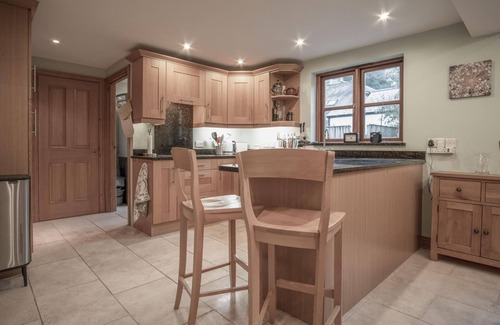 Fishguard Casa | Llais Afon - 3 Bedroom Holiday Home - Fishguard