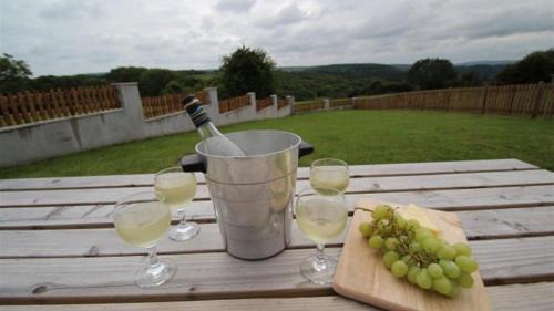 Llanrhidian Casa | Llanelen Farm Sleeps 2