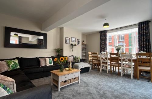 Llangollen Apartamento | Llangollen High Street Sleeps 12