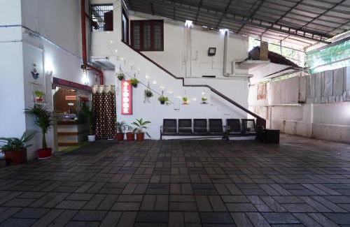 Chittilapilly Hotel | LlBRA REGENCY