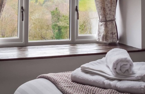 Machynlleth Casa | Elegante refugio de 5 estrellas con sala de juegos, grabadoras de leña y muchas características únicas. Establecido en un felizmente