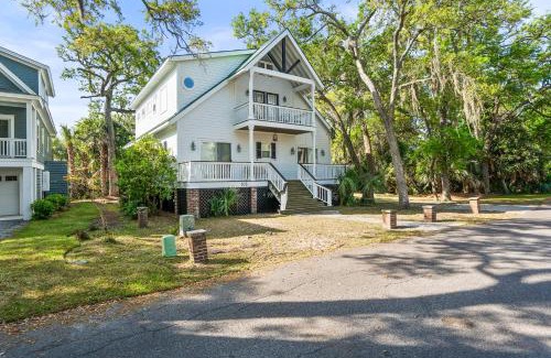Saint Helena Island Casa | Lloyd's Lodge at Davis Love Dr
