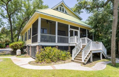Saint Helena Island Casa | Lloyd's Lodge at Davis Love Dr