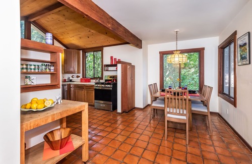 Inverness Casa | Lloyd's Lookout - spacious 3 bed retreat with stunning bay views